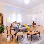 Kastély Apartman Eger