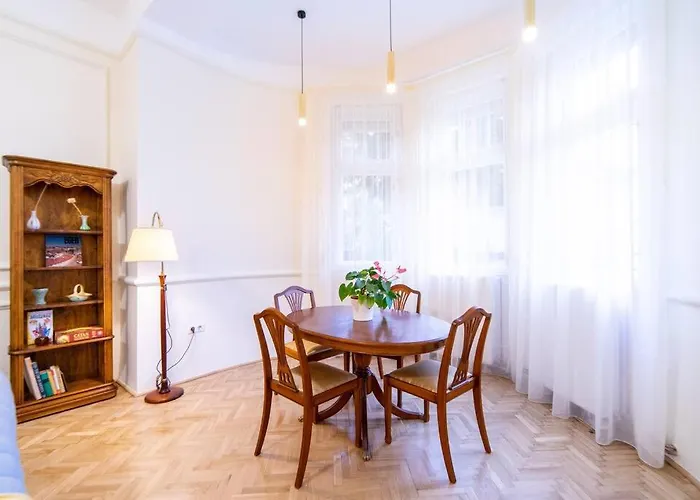 Appartement Kastely *